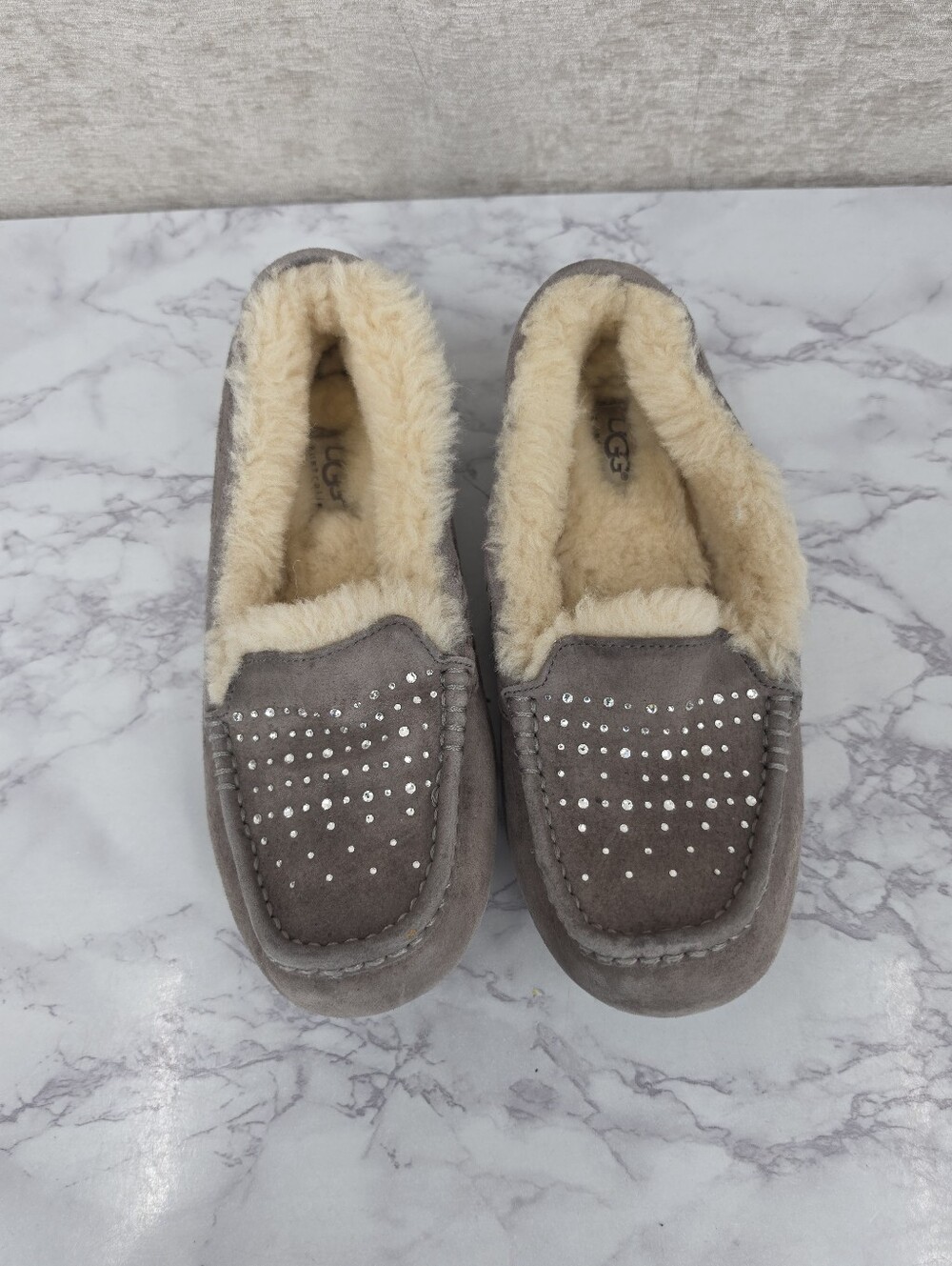 Ugg Ansley Bling Slipper Moccasin Gray Suede Sherpa Lining Rhinestones